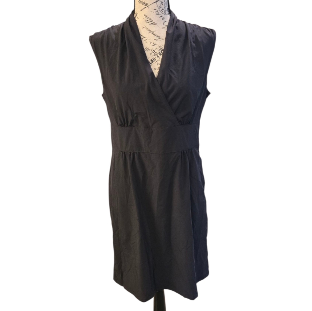 Athleta Black Sleeveless V-Neck Mini Dress